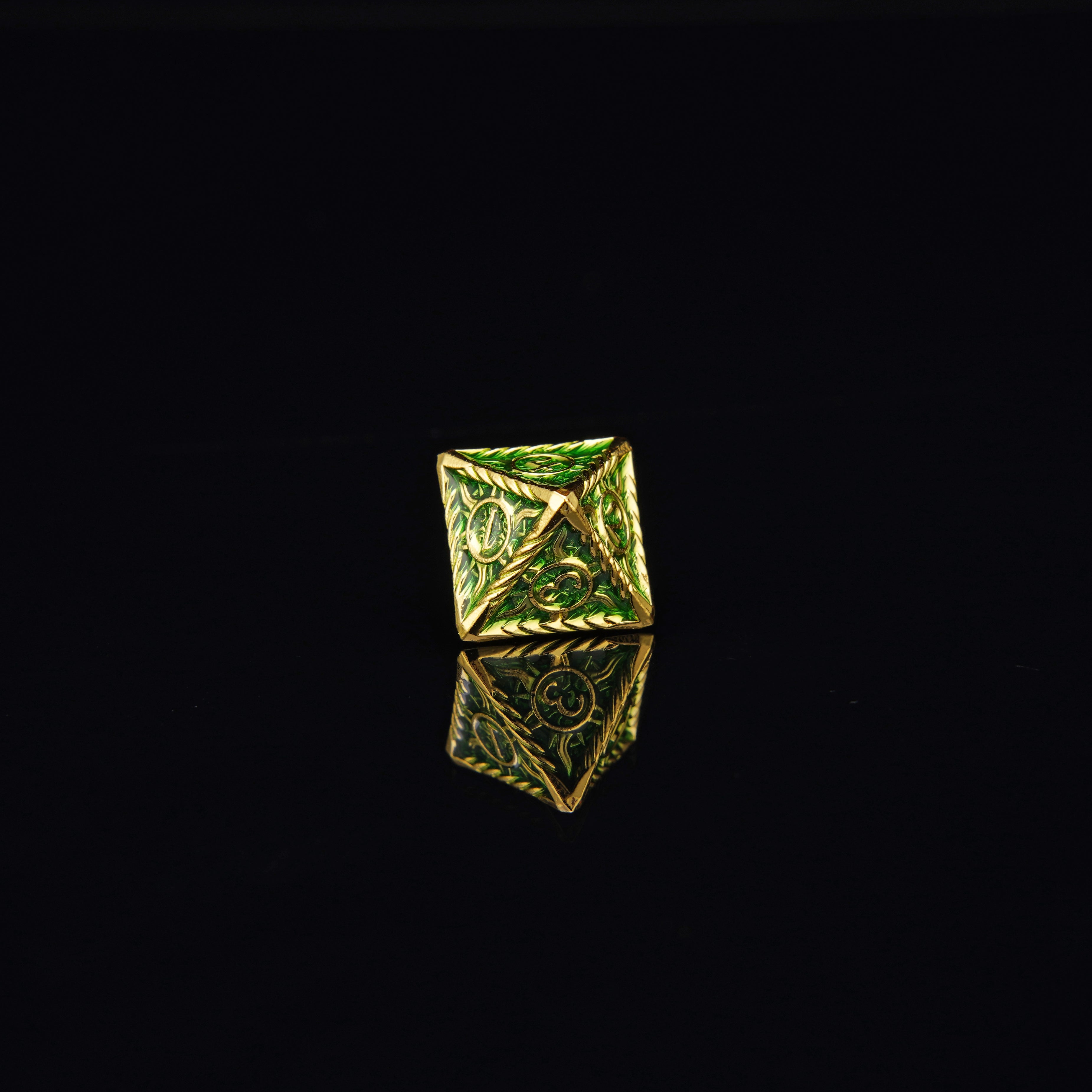 【다면체 주사위 - 초록 마법】